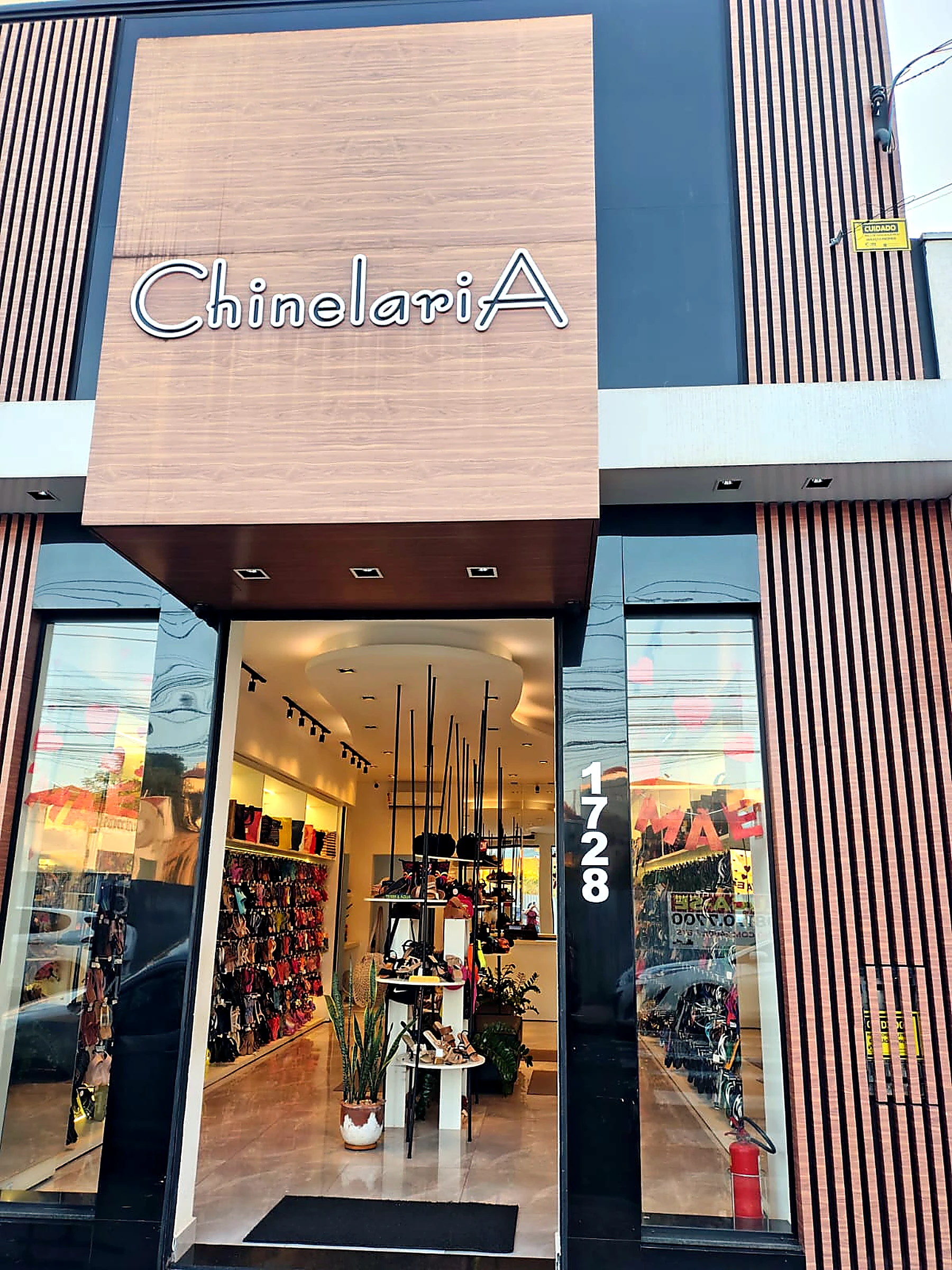 Entrada da Chinelaria Pirassununga